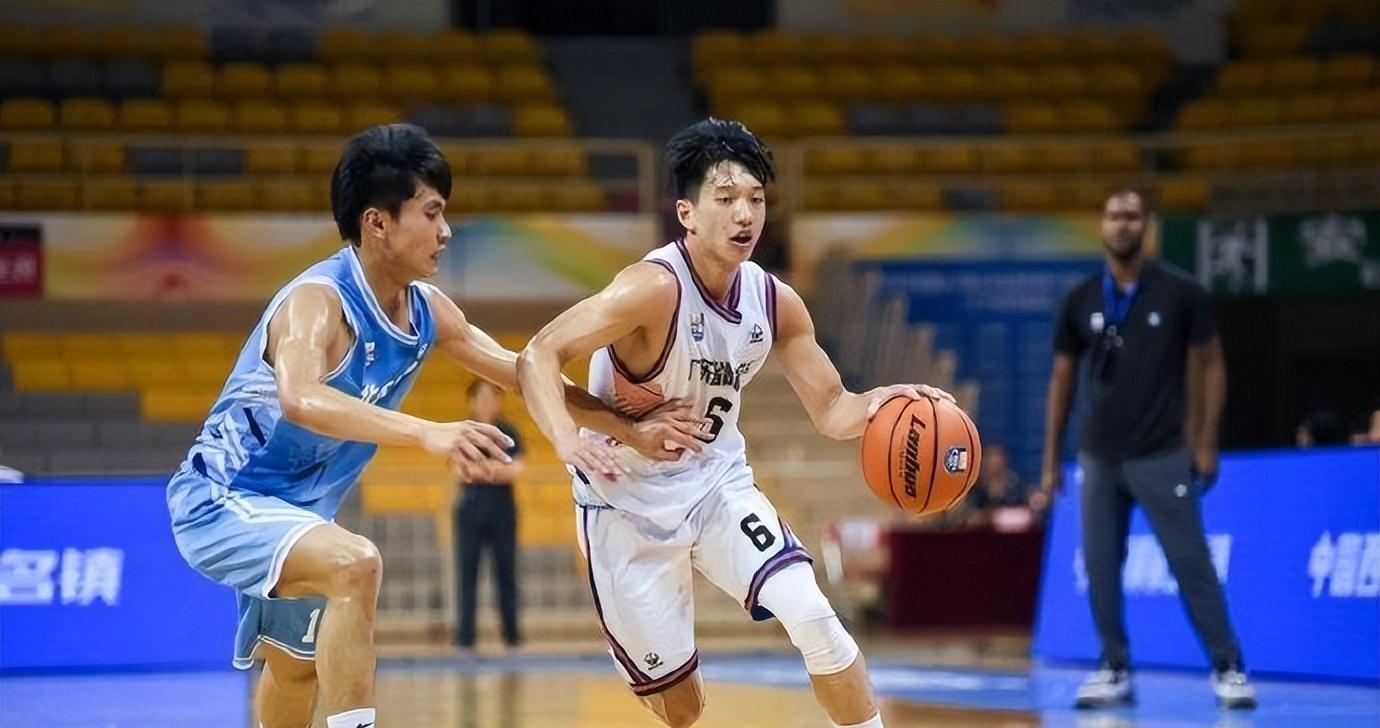 惠州篮球新秀杨溢加盟广东宏远一队,成为惠州第三位职业球员