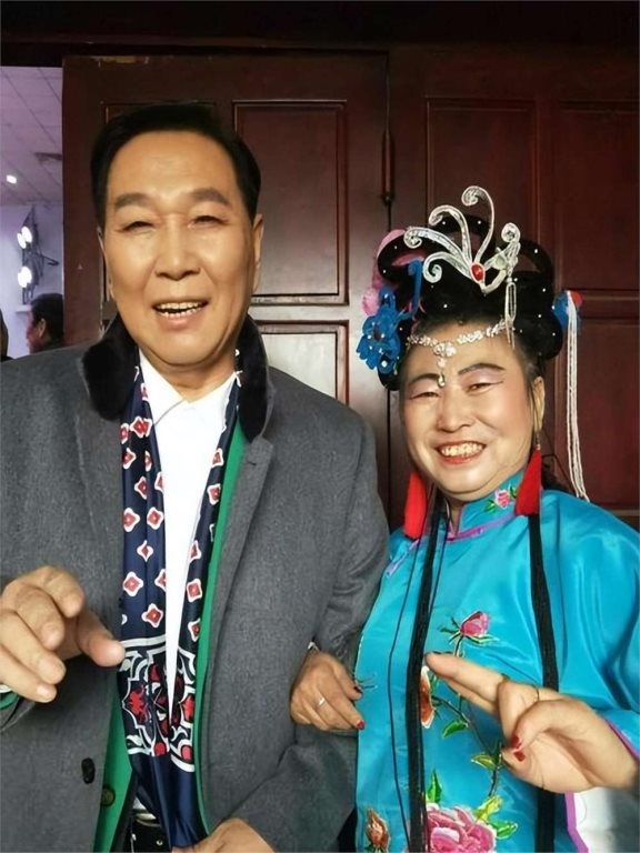 韩子平:东北人心中的二人转皇帝,赵本山前辈,一生清贫传奇