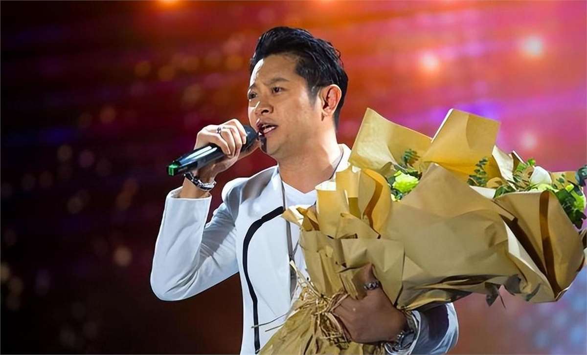 又一受害人控诉罗中旭:每到一个地方演出,都骗不同女生来酒店