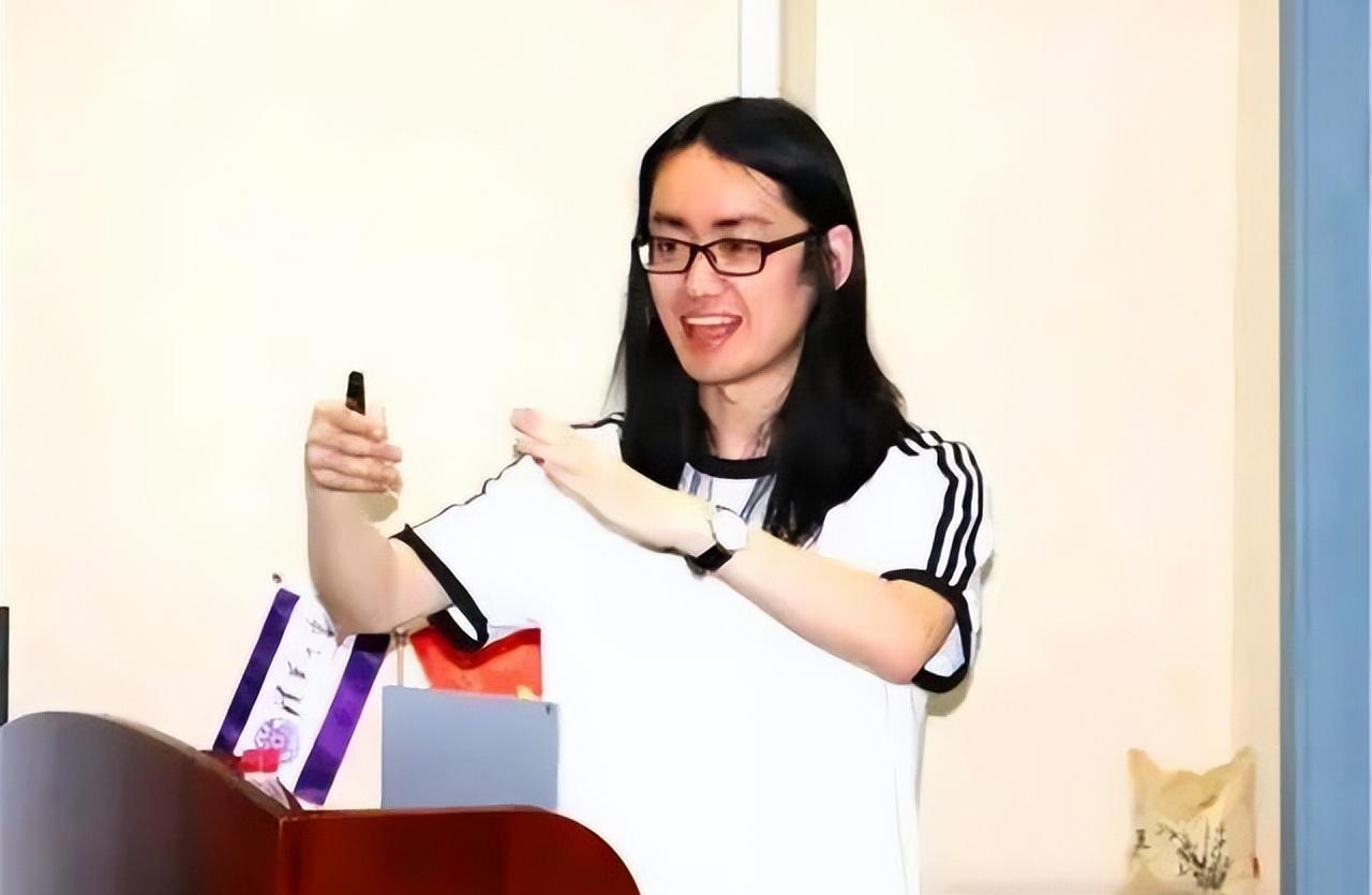 网瘾少年陈立杰:游戏连打3天,自学编程,18岁清华录取