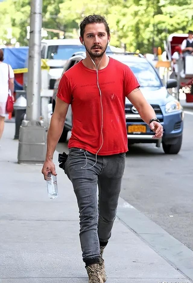 希亚·拉博夫:从演员到制片人的丝滑转变,全得益于他的童年经历