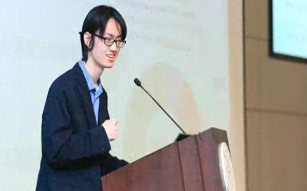 网瘾少年陈立杰:游戏连打3天,自学编程,18岁清华录取