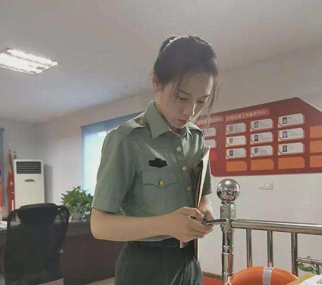 "00后女枪王"沈梦可:因一张宣传照火遍全网,退伍后近况如何?
