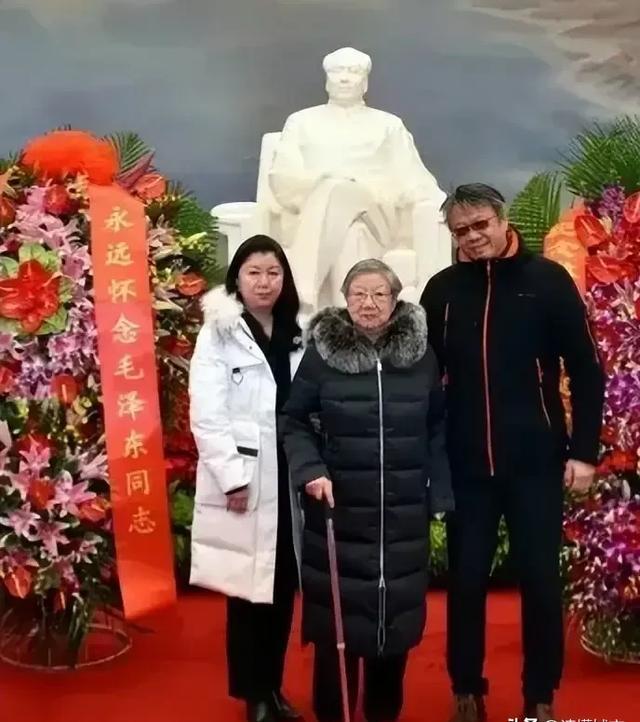 刘思齐"四个子女"的私人相册,难得一见!