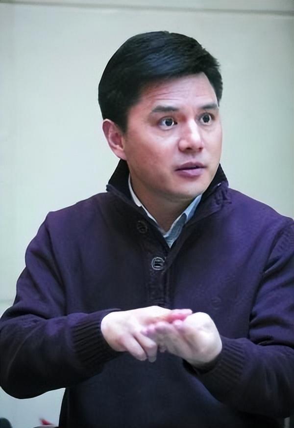 主持人赵普:15年离开央视回乡创业,后来大获成功,却仍叫人惋惜