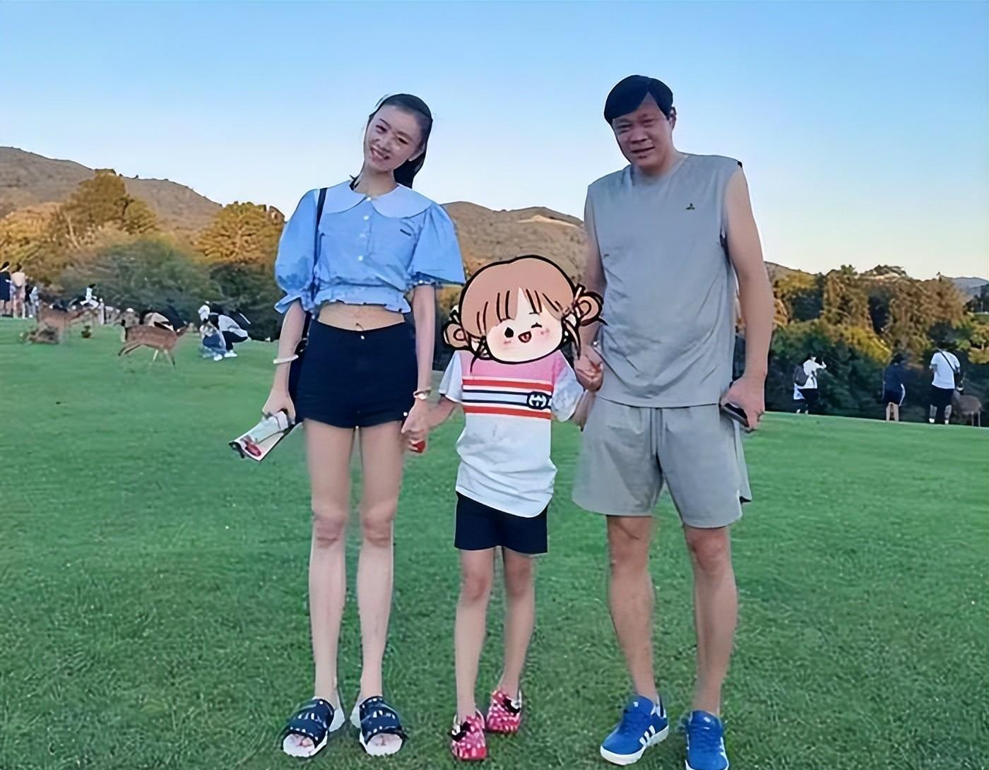 国足"太太团":范志毅老牛吃嫩草,高峰抛弃那英和儿子后娶同学