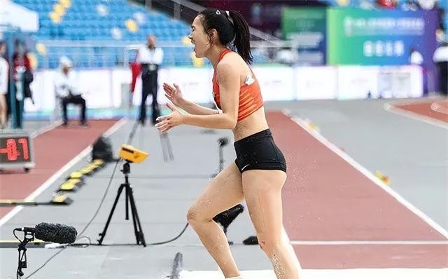 谢震业与陆敏佳:从队友变老婆