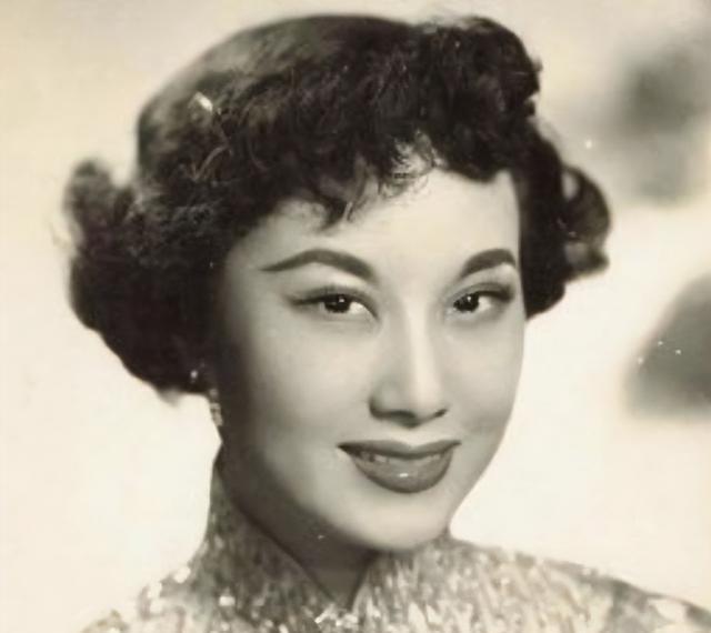 乱世佳人李丽华:首位打入好莱坞的中国姐姐,成龙叫了她50年妈妈