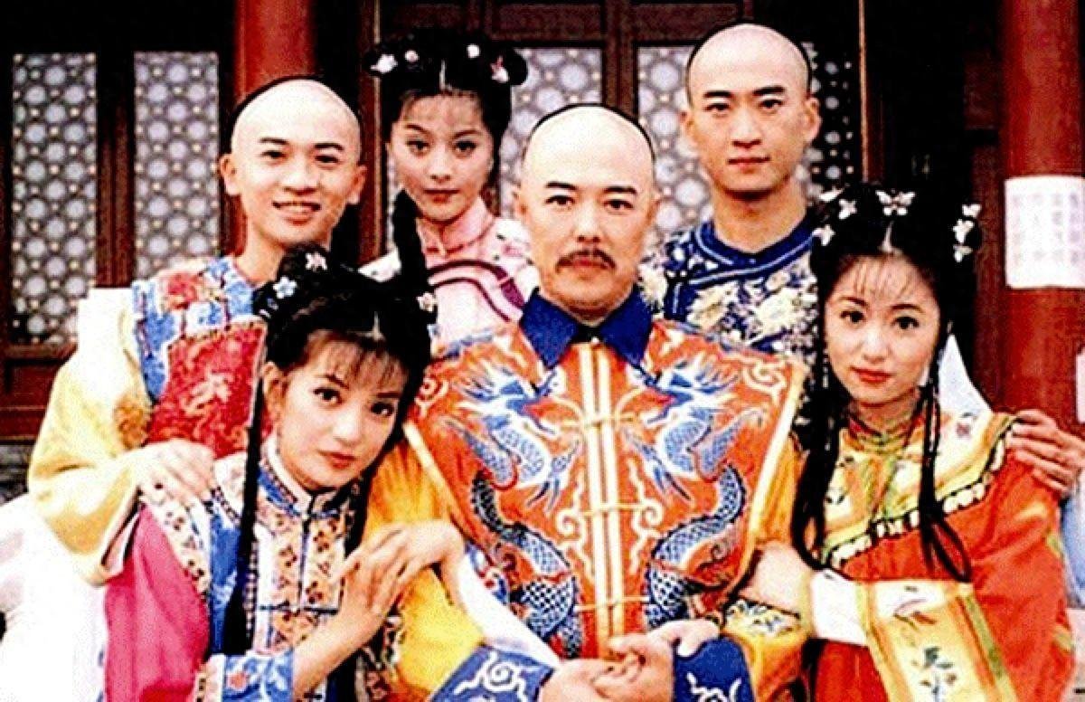 《还珠格格》演员今昔对比,有人回乡种地,有人去世,有人封杀