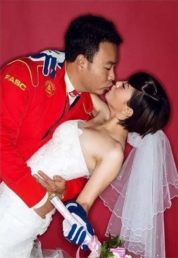 央视体育解说沙桐离婚,妻子受不了无性婚姻生活,前妻反驳别乱说