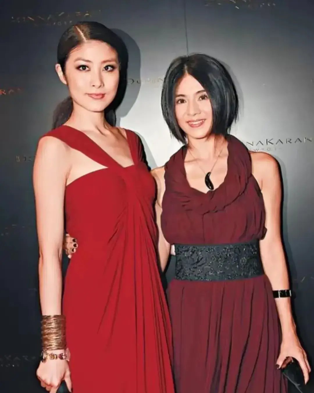 回顾:陈慧琳是不是顶级美女?看她和高圆圆合照就知道答案了