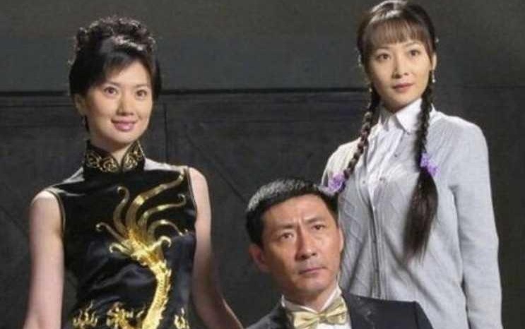 18岁闪耀春晚,与张子健绯闻缠身,45岁苑冉变身李现荧屏后妈