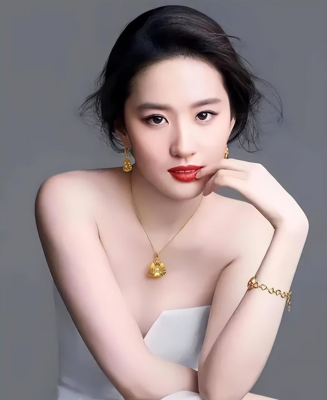 中国内娱最红女明星排行榜:颜值与实力并存的10位明星