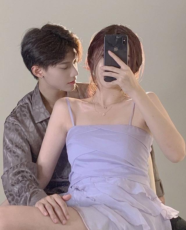 网红唐梓与康昕即将大婚,男方被扒曾和艾比恋爱,亲吻还摸头