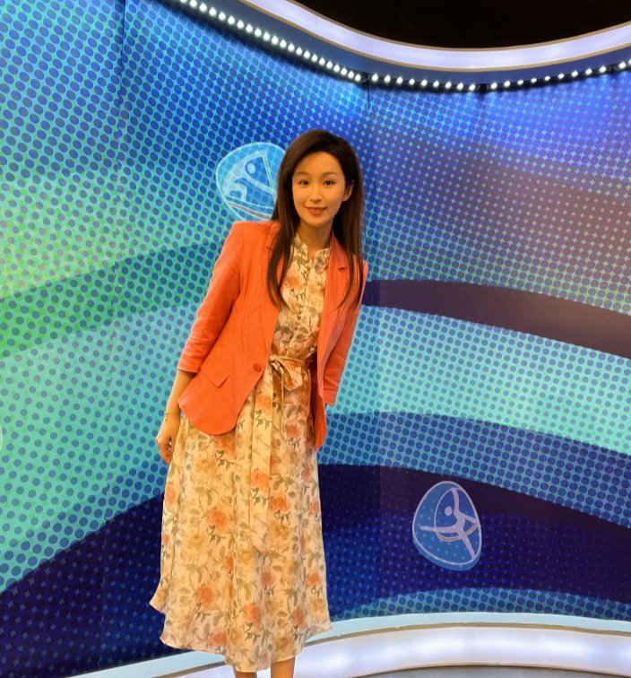 51岁郑怡已退休,43岁赵天消失,广东体育频道的六位美女主持人