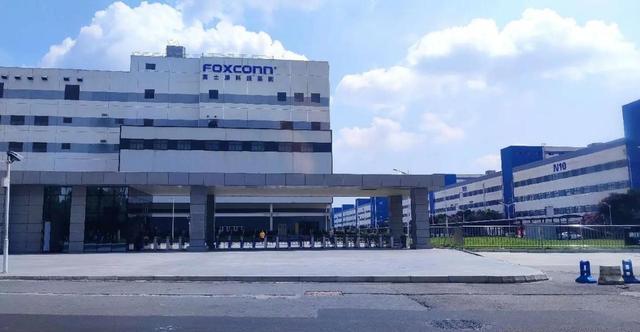 富士康在越南再投2个工厂,风评反转,人们开始怀念富士康