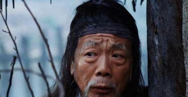 李歌:嫁圈外丈夫,40岁才怀孕,胖了七十斤
