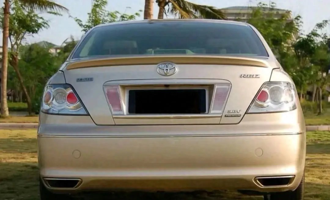 丰田锐志:经典与创新交融的尾部设计演变历程