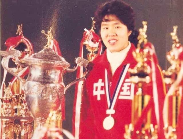 "铁榔头"郎平:运动员的爱情故事