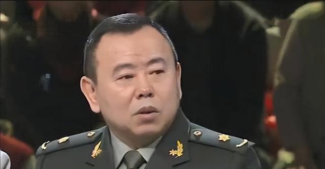 回忆师级干部潘长江,当即回应全家移美,网友:这才是军人气节