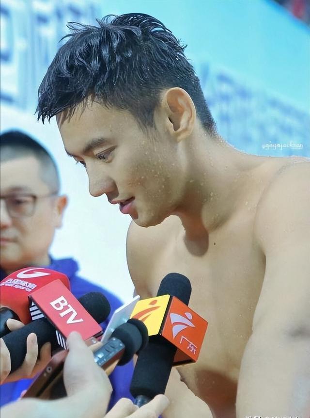 一纸红头文件,将宁泽涛从国家游泳队开除,原来早有迹可循
