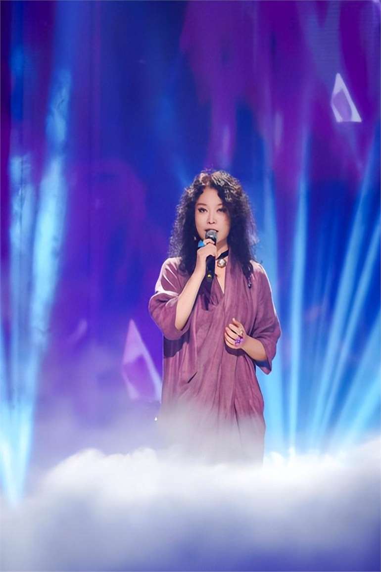 出山是谁唱的,出山到底是谁唱的 出山是谁唱的,出山到底是谁唱的