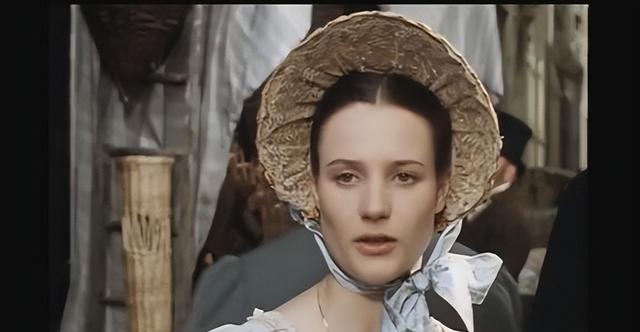 《欧也妮·葛朗台》妻子生病都舍不得请医生,金钱真会吞噬人性?