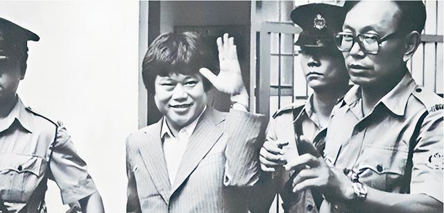 这个香港14k老大,金钱情妇无数,巅峰时曾控制过欧洲黑帮