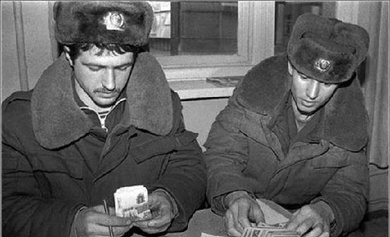 马赫诺运动:"土匪行动"居然能掌控内阁?这究竟是怎样的革命?