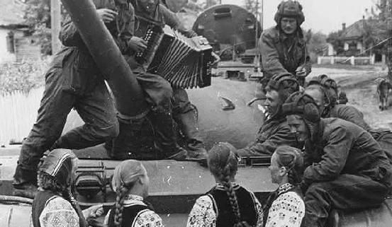 马赫诺运动:"土匪行动"居然能掌控内阁?这究竟是怎样的革命?