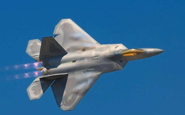 外媒:歼20抄袭俄罗斯米格144战机,这样的话能信吗?