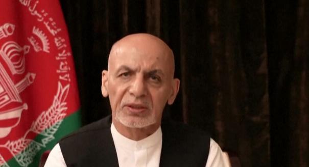 跑路的阿富汗前总统突然露面,他痛斥:太相信美国人了