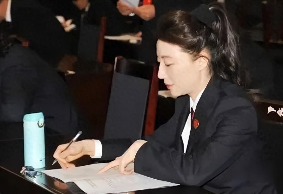 美女检察长李钰的逆袭与沉沦:援疆才女的罪路