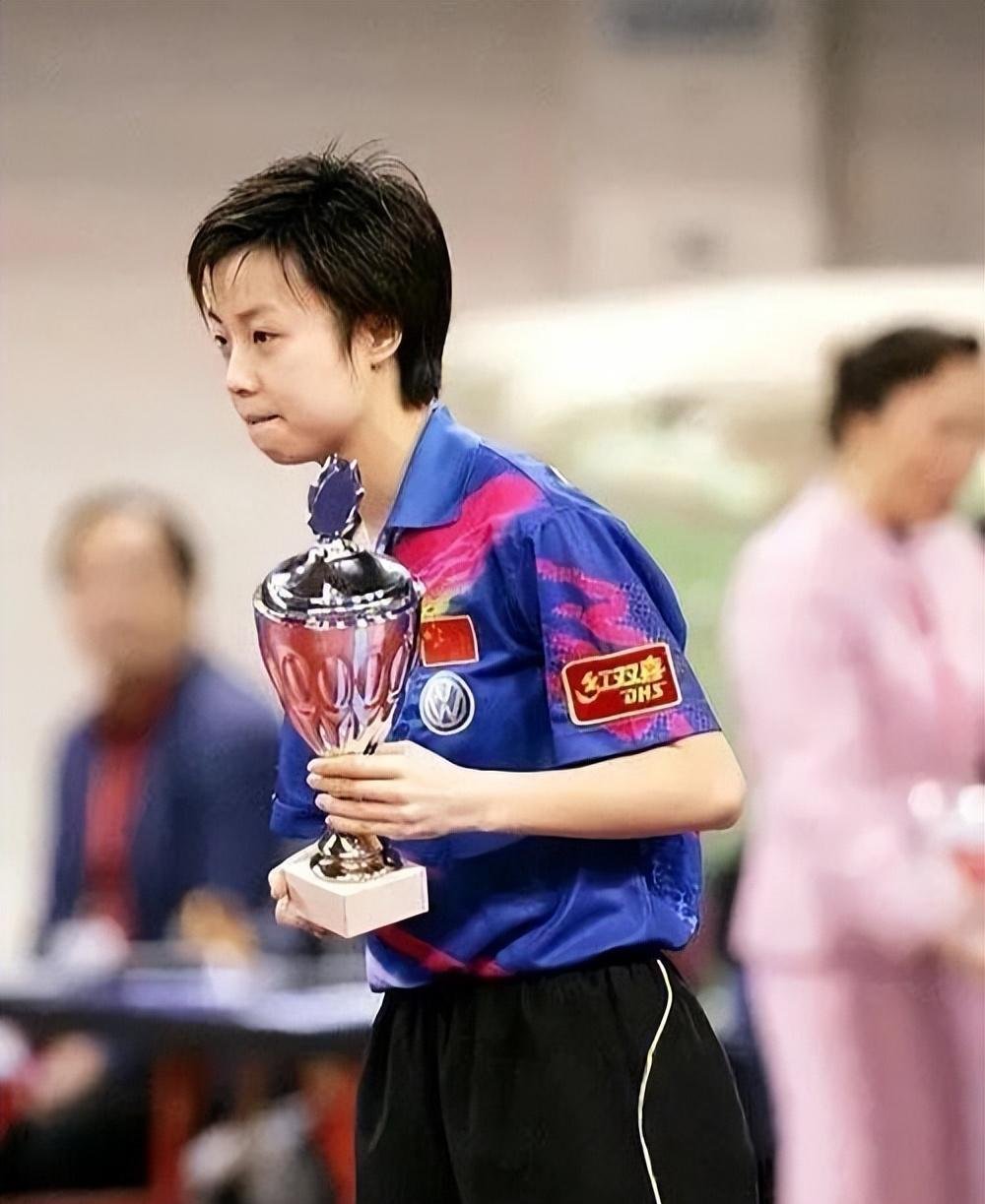 "大魔王"张怡宁:退役后嫁大20岁富商,不介意老公曾宠袁立12年