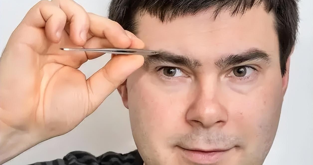 眉毛一根长,胜过万担粮?揭秘长寿眉的玄机与寓意