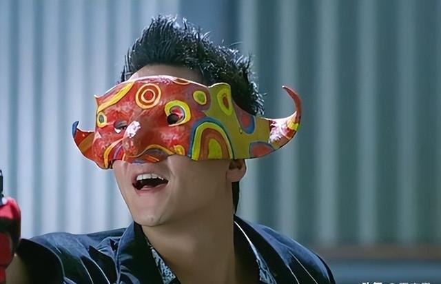 笑不活了,吴彦祖又戴上了面具,我却笑死在网友评论区里