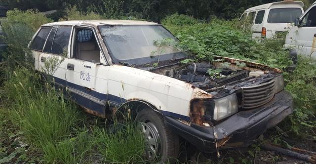 是否记得仪征黎明旅行车?90年代爆火,原型为丰田皇冠133