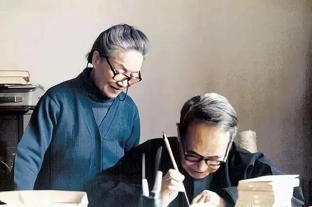 杨绛《我们仨》:如梦如幻记往昔,此情可待成追忆