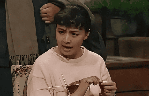 宋丹丹退休,白云大妈背后贵人星河,成就喜剧天后的璀璨征途