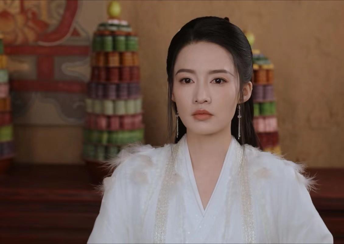 李沁新剧古装:演绎极致仙姿玉貌,揭示女演员形象魅力关键