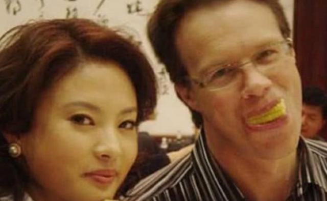 相声演员大山拜师姜昆,四登春晚,娶中国媳妇,如今去哪了?