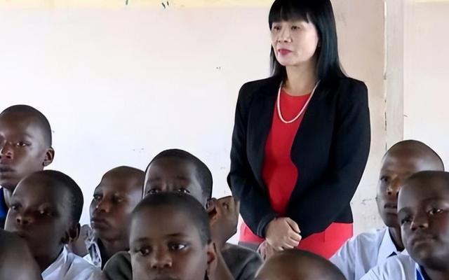 清华才女王丽红,远嫁非洲生五子,父亲气得一夜白头,如今怎样