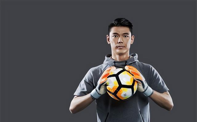 恒大第一门将曾诚:依然热爱足球