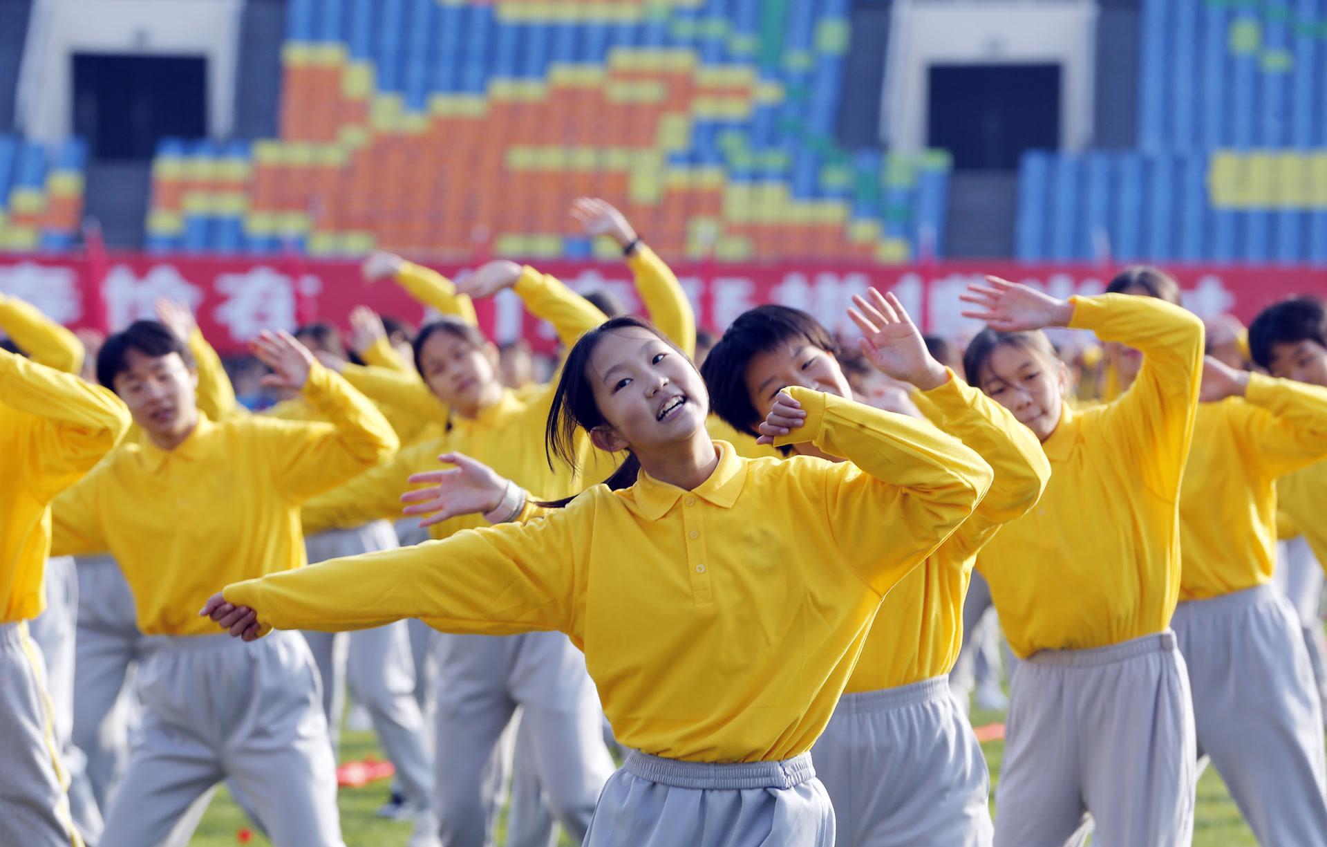 广州芳草园小学图片