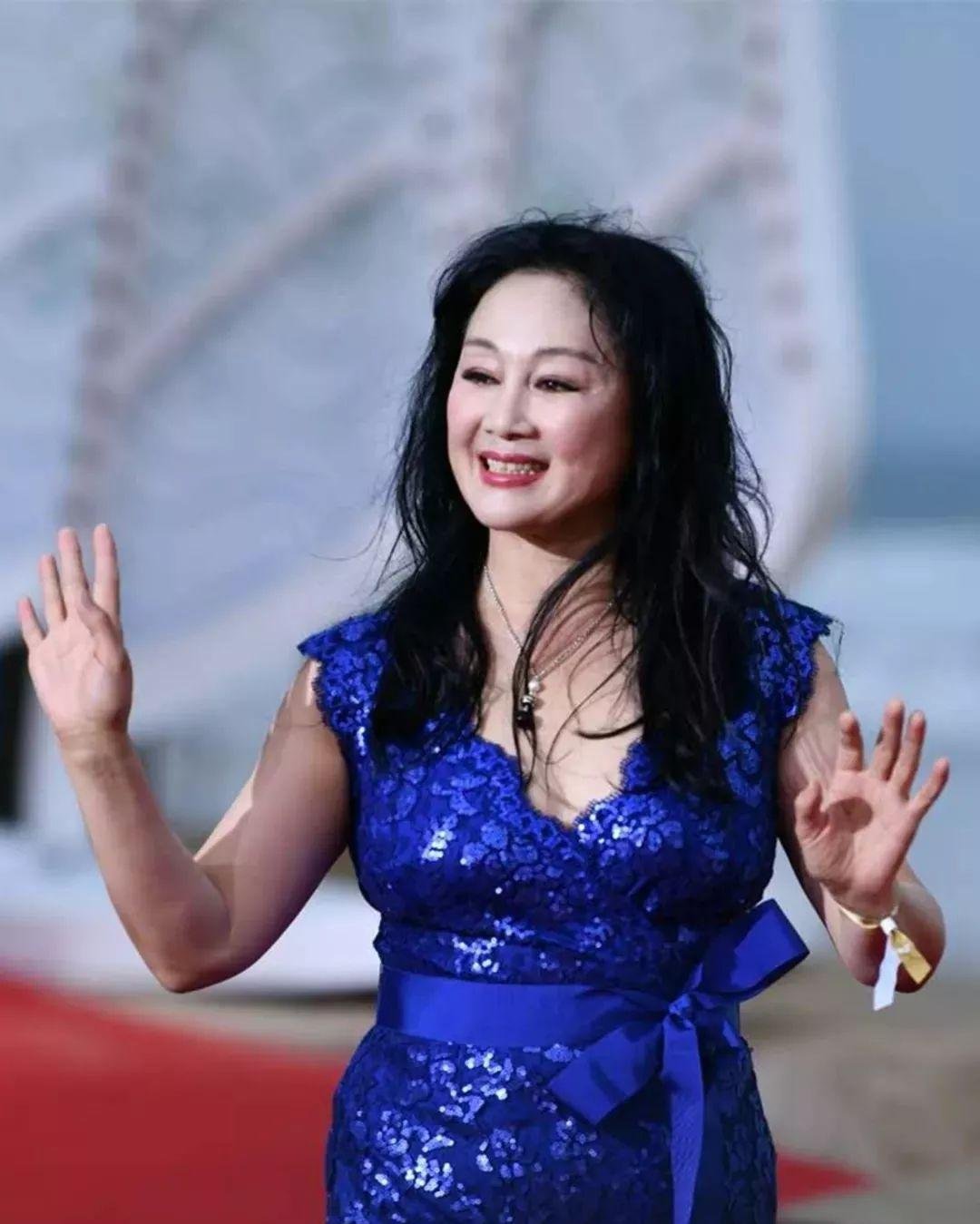 王姬当年拍吻戏都提前先去医院检查一下