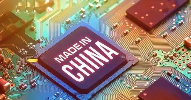 中国首台光刻机将交付，中国首台光刻机交付使用