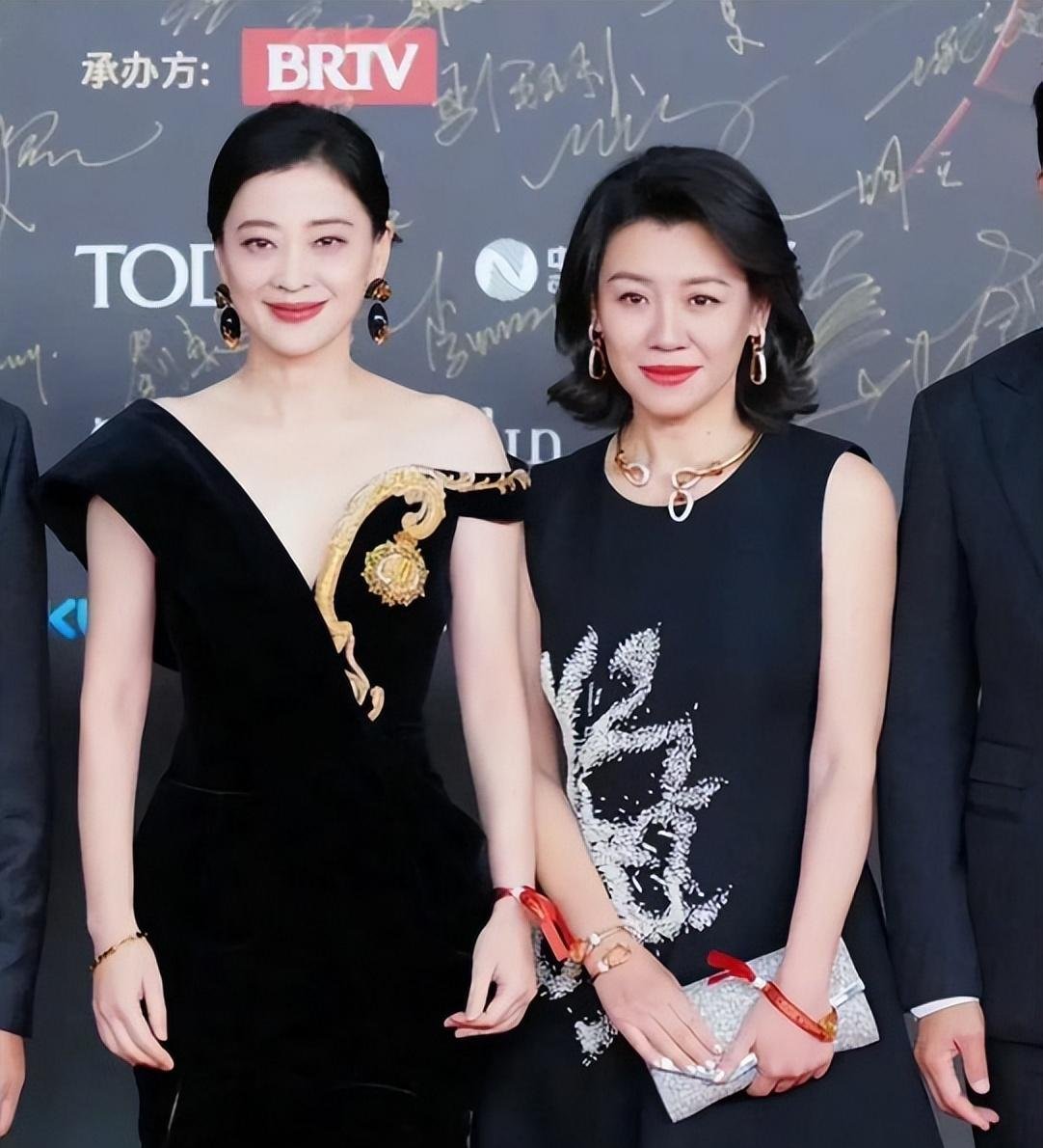 时隔11年梅婷和刘琳又一次同游乌镇因接地气被刘琳嫌弃
