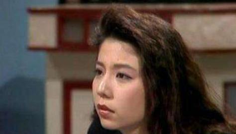 1993年黄家驹去世,在灵堂上痛哭的前女友林楚麒,为何遭到驱赶?