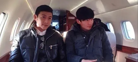 郭京飞厨房大展身手,因陆毅喊饿,连襟关系成做饭理由