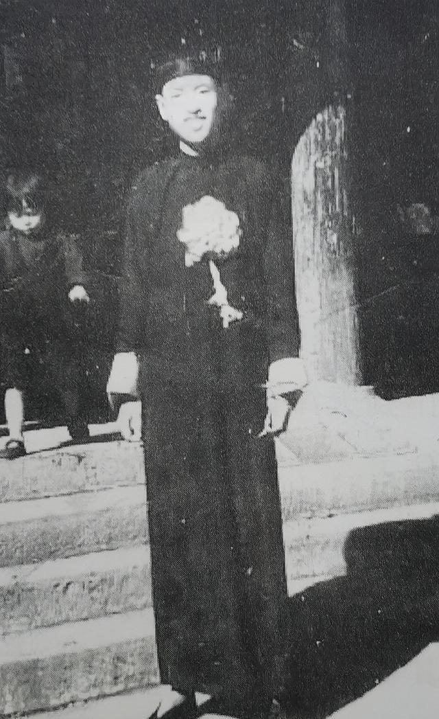 1947年,常连安让常宝霆,常宝华同时结婚,没想到惹出了大麻烦